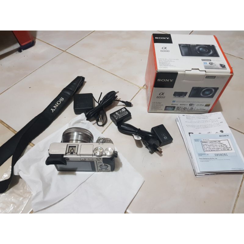 SONY A6000 SILVER SECOND