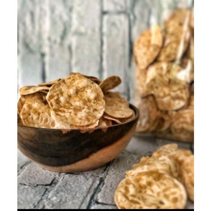

Keripik Tempe Sagu rasa bawang No Minyak tipis gurih