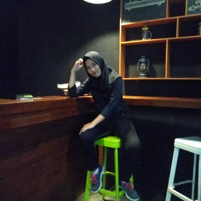 anggunanggraini28102017