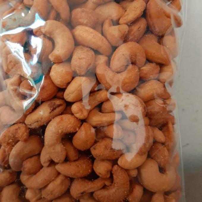 

Terbaru!! LR068 kacang Mede matang Jumbo 500gram