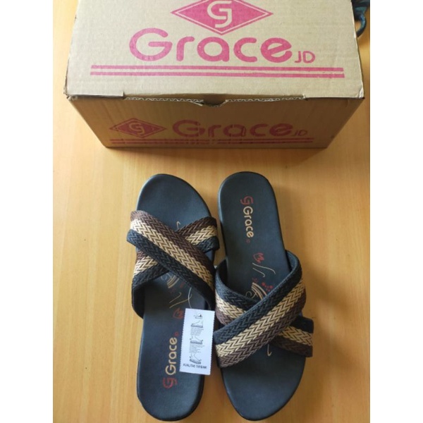 Sandal Grace ( Rajut Silang ) Coklat