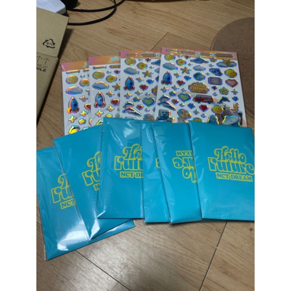 PLNSN MD HELLO FUTURE MINI BALLON EPOXY