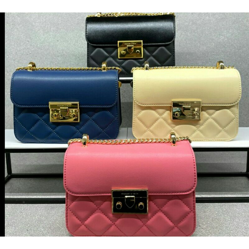 Jastip Tas wanita Charles&Keith New/Tas Selempang wanita Charles&Keith/Sling Bag Wanita Baru