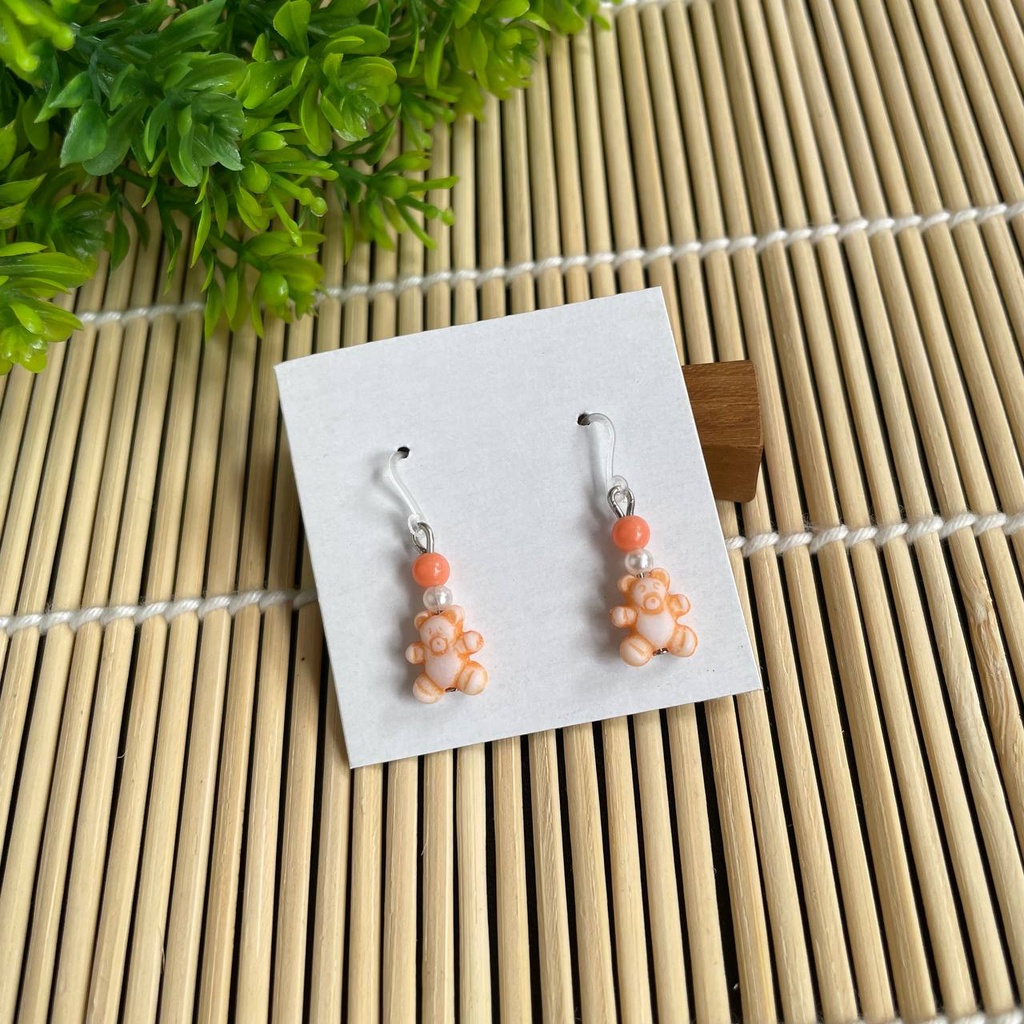 HANDMADE ANTING ANAK/DEWASA KAITAN PLASTIK MOTIF BEAR MINI