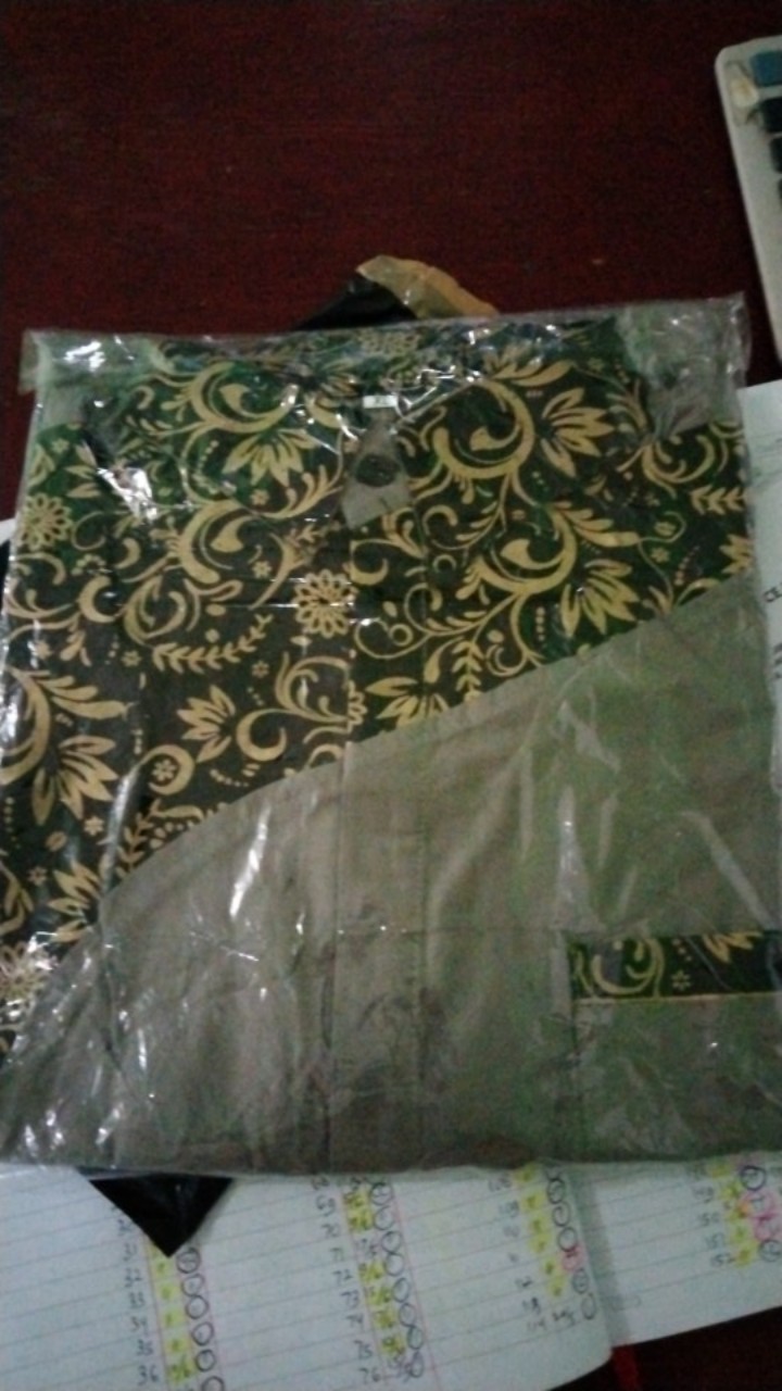 Atasan Batik Pria Modern Kombinasi Batik Seno Kenongo Padi Risna Batik Hrb026 Batik Ipnu-ippnu Mlxl