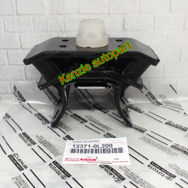 TRANS MOUNTING DUDUKAN TRANSMISI TOYOTA INNOVA REBORN DIESEL FORTUNER VRZ SRZ HILUX REVO