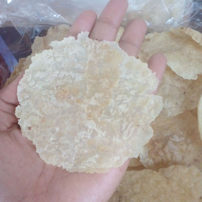

Emping melinjo HK / kerupuk emping / kerupuk ampiang