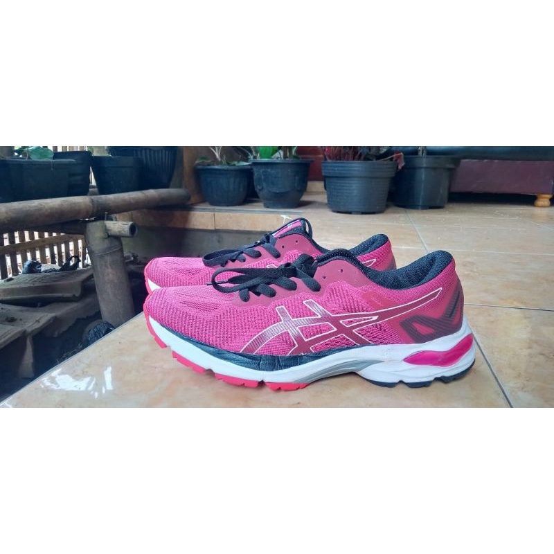 SEPATU ASICS VOLLY MURAH
