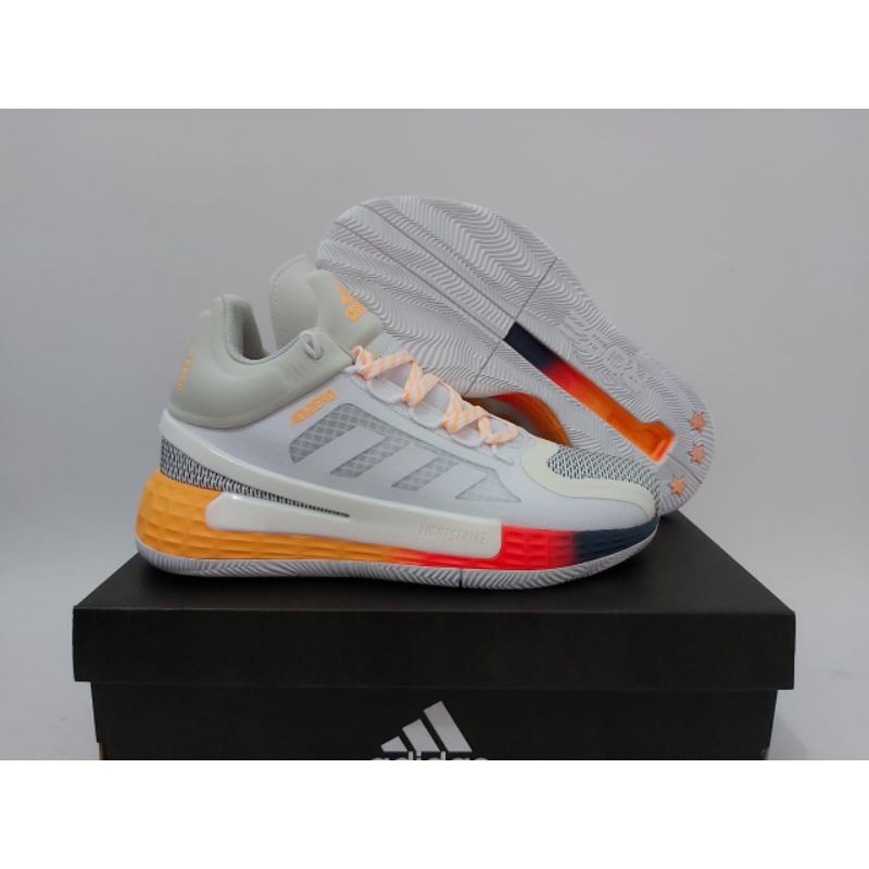 sepatu basket Adidas drose 11 high solar gold