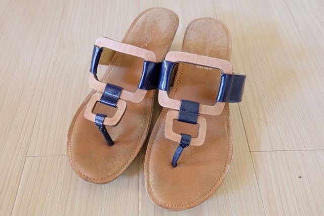 Preloved sandal wedges rotelli coklat biru