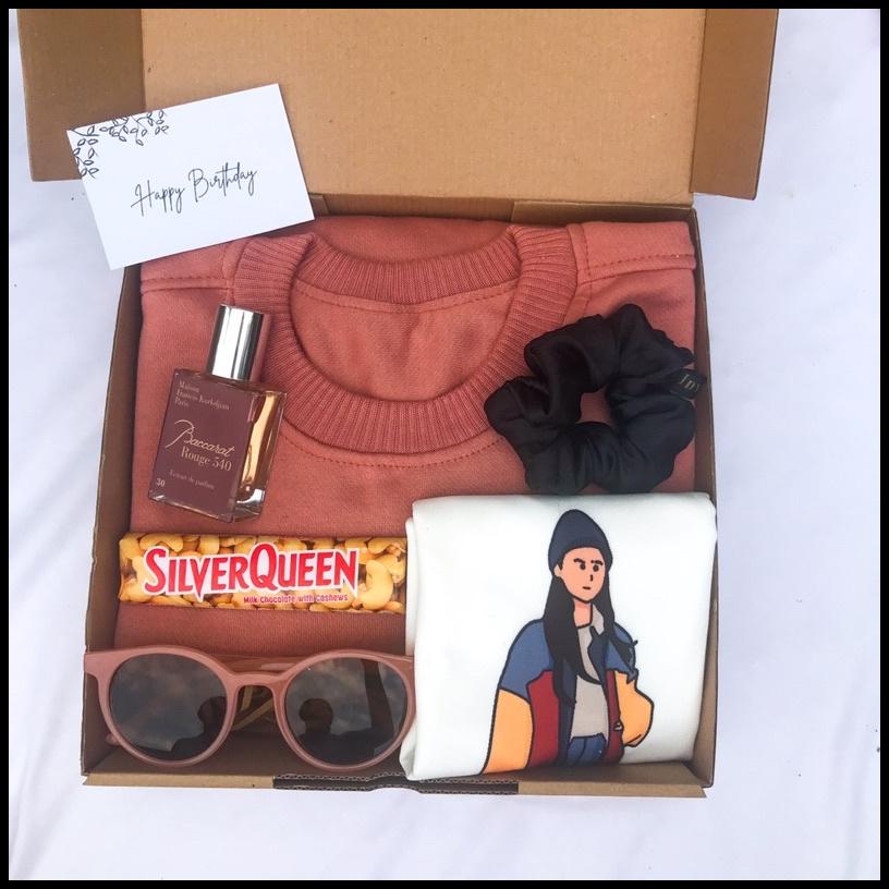

[Sweater] Giftbox Cewe / Sweater Cewek / Kado Cewek / Kado Pacar / Anniversary / Valentine / Hampers Cewek / Kado Doi / Kado Ootd