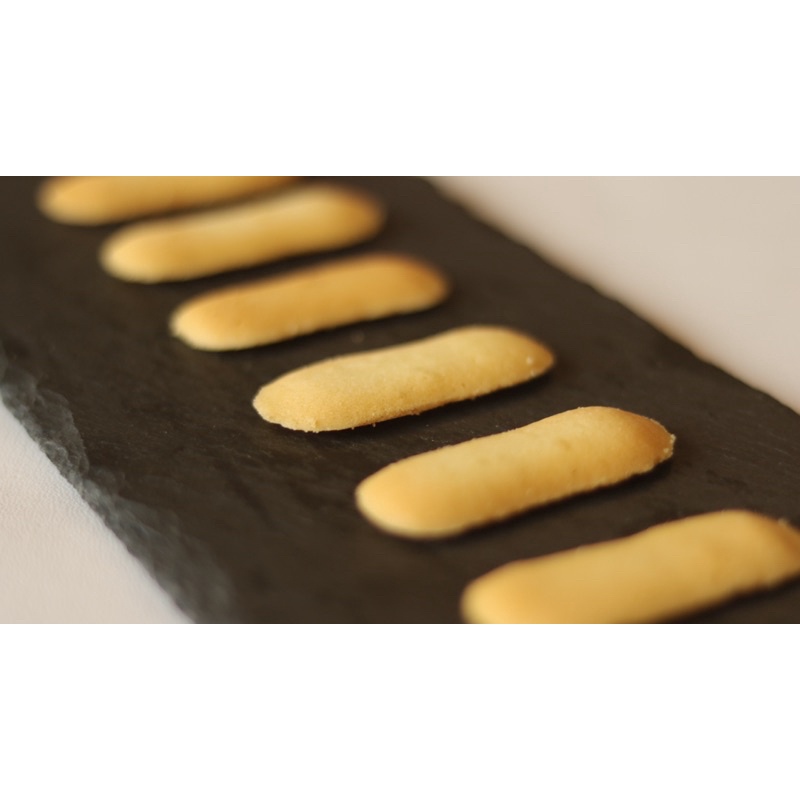 

Lidah Kucing Kue Kering Premium Enak