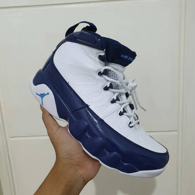 retro 9 blue