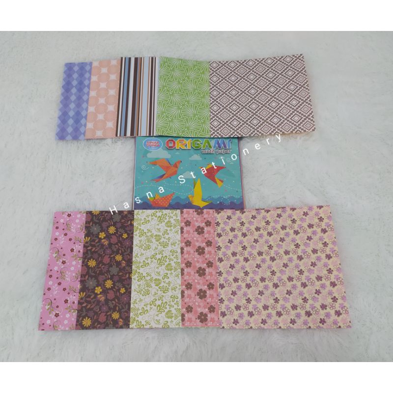 

KERTAS ORIGAMI MOTIF UKURAN 16x16cm