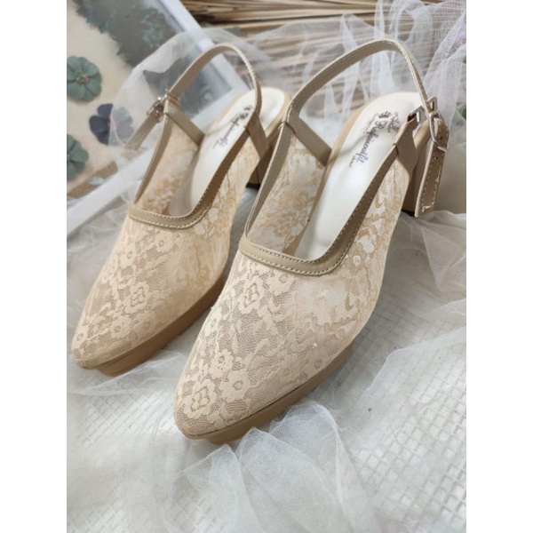 sepatu rafaizoutfit wanita Clarisa nude brukat cream tinggi 7cm tahu