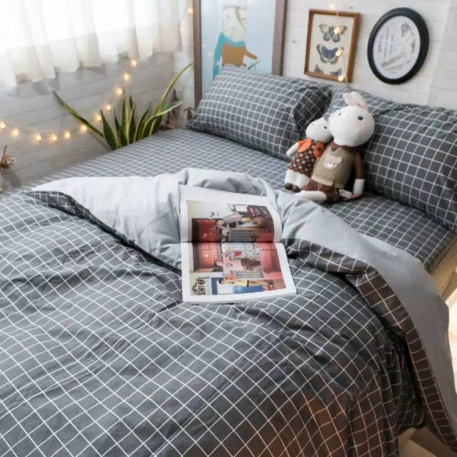 SPREI & BEDCOVER AESTHETIC KOTAK-KOTAK ABU
