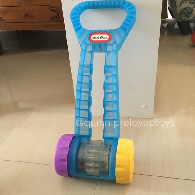Preloved Little Tikes - pop n walk