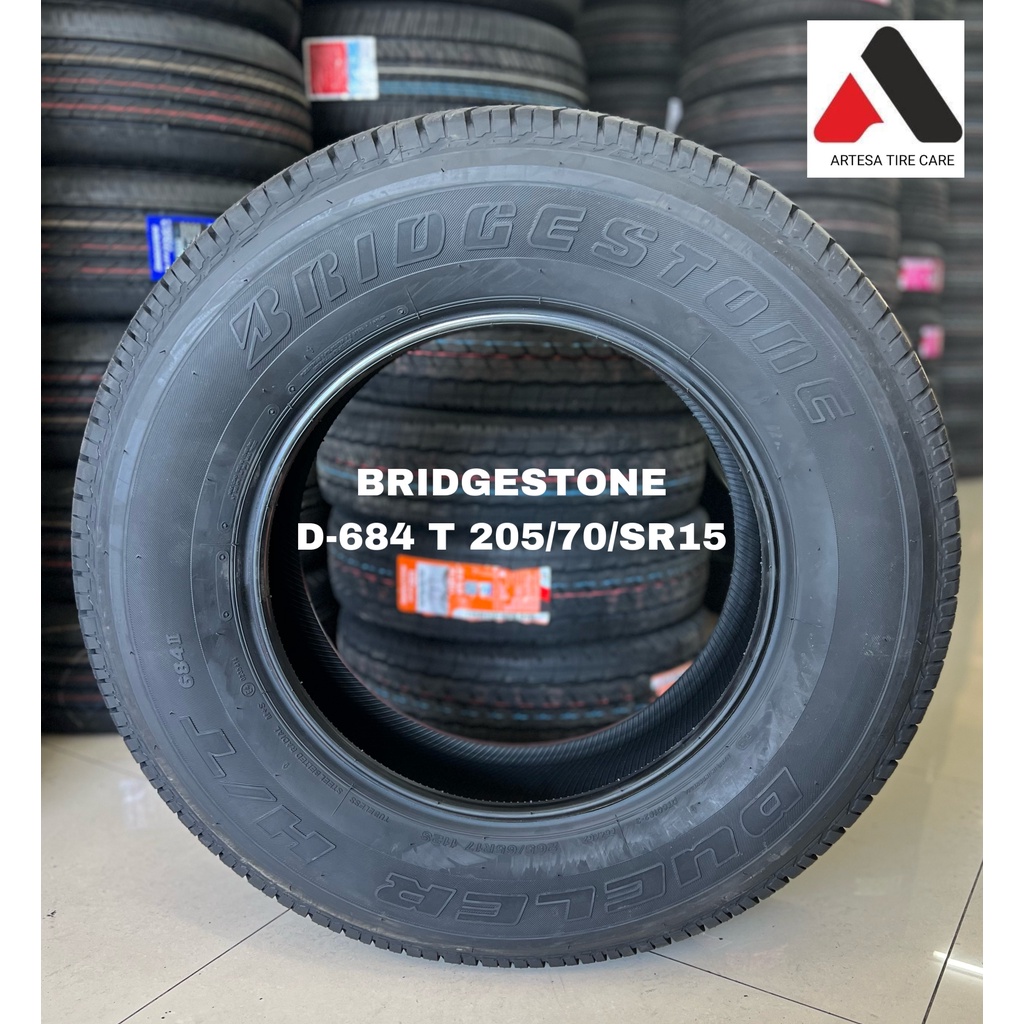 Ban Mobil Bridgestone D-684T 205/70/15