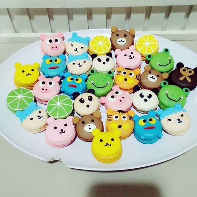 

MACARONS THEME ANIMAL