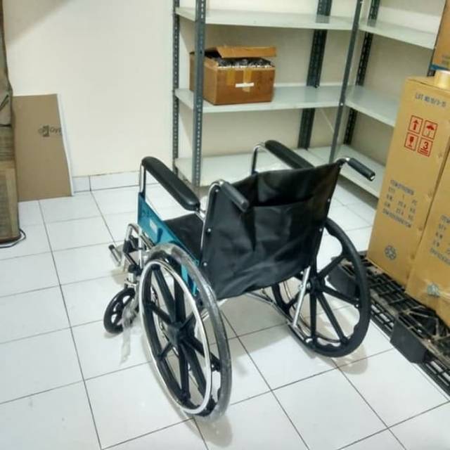 Kursi Roda Standard Sella /Kursi Roda Rumah Sakit