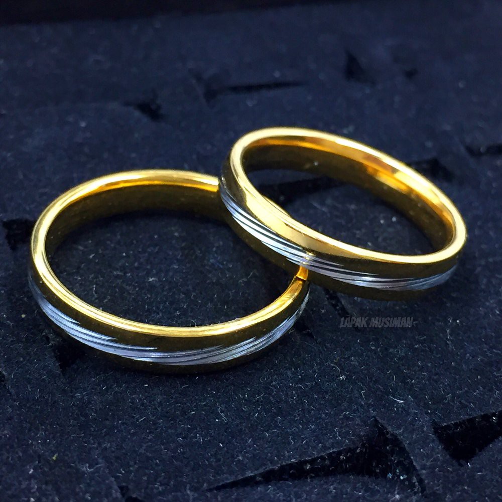 [Bayar di Tempat] Cincin Couple Pria Wanita Gold Kuning Emas Silver Slim Polos Titanium Stainless S