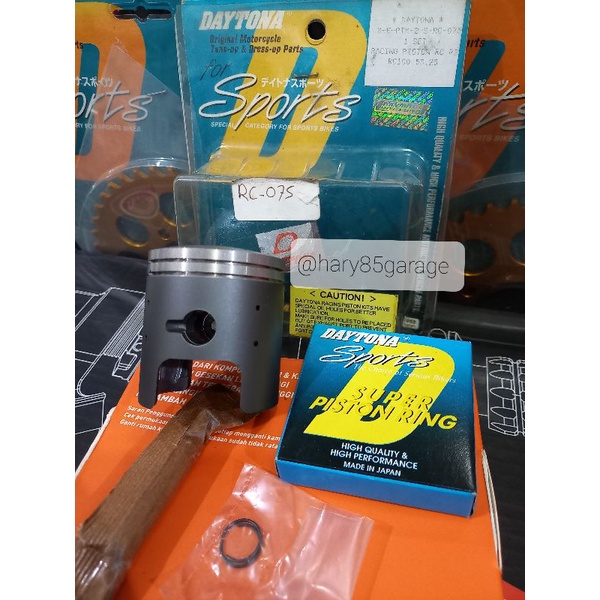 PISTON KIT DAYTONA SUZUKI RC100 ORIGINAL JAPAN