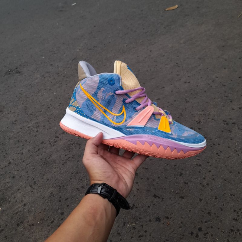 NIKE KYRIE 7 EXPRESSIONS BLUE PINK SEPATU BASKET KYRIE VII