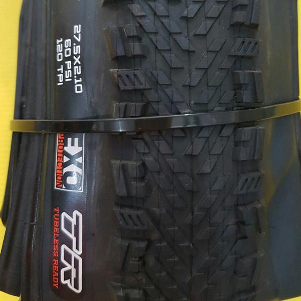 Ban Luar MAXXIS 27.5x210 Maxxis Tread Lite