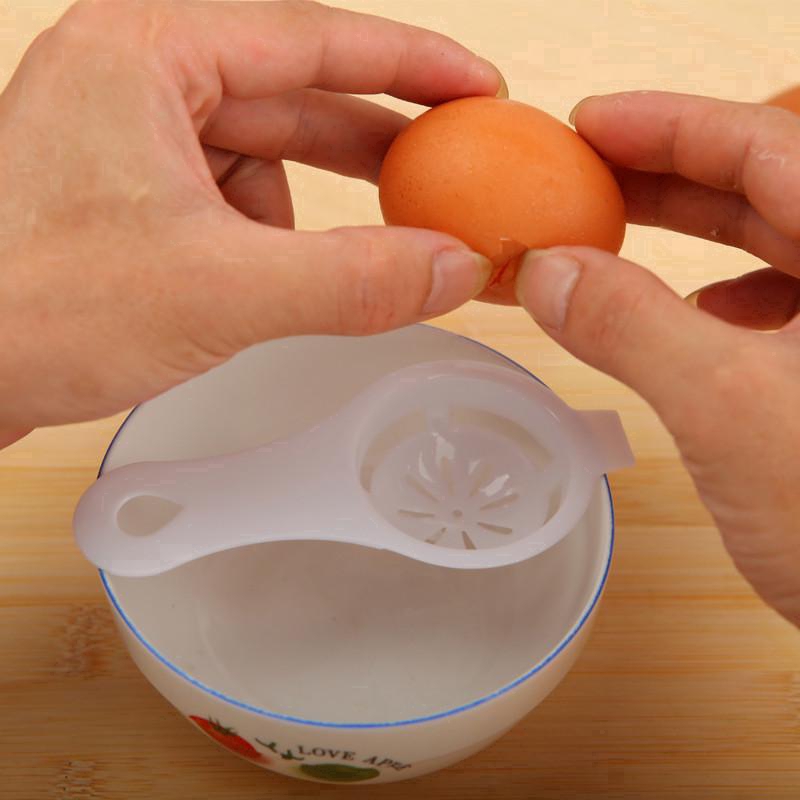 Eco Friendly Bakeware Gadget Egg Yolk Separator / Mini Egg Sieve Device  Kitchen Accessories