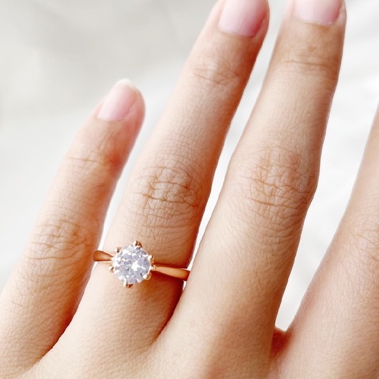 Cincin Titanium Wanita berlian mata satu simple anti karat