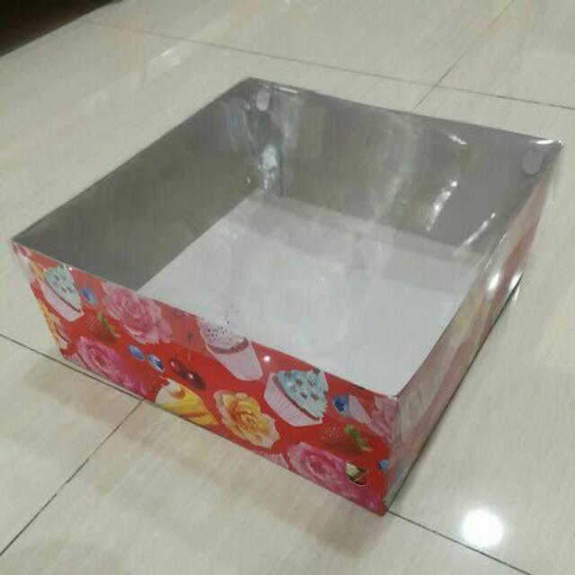 

DUS KUE TUTUP MIKA UK.28x28X12