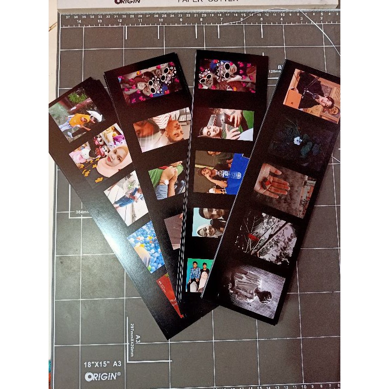cetak polaroid background hitam 100 foto
