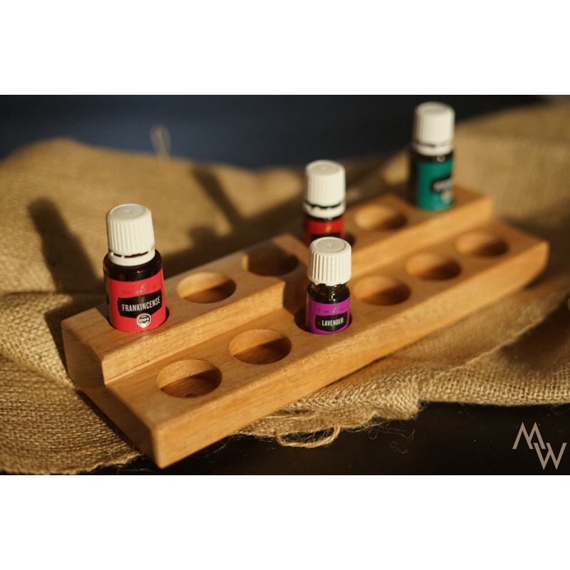 Tempat Essential Oil Kayu Isi 12 | Oil Rack Wood | Rak Essential Oil Young Living