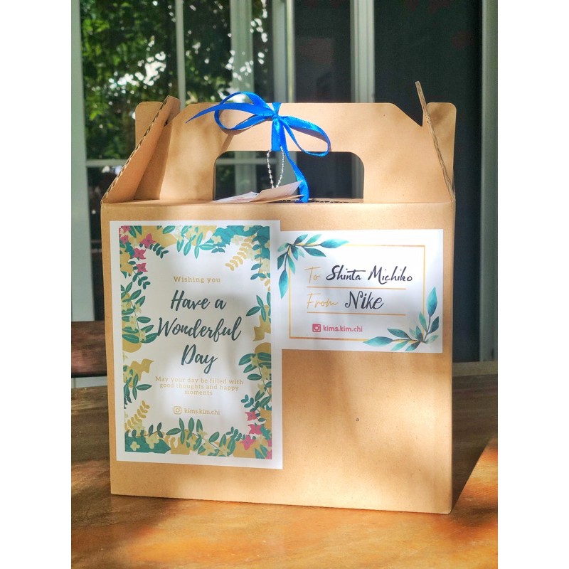 

Kimchi Hampers Birthday/ Lebaran /Idul fitri / Any occasion