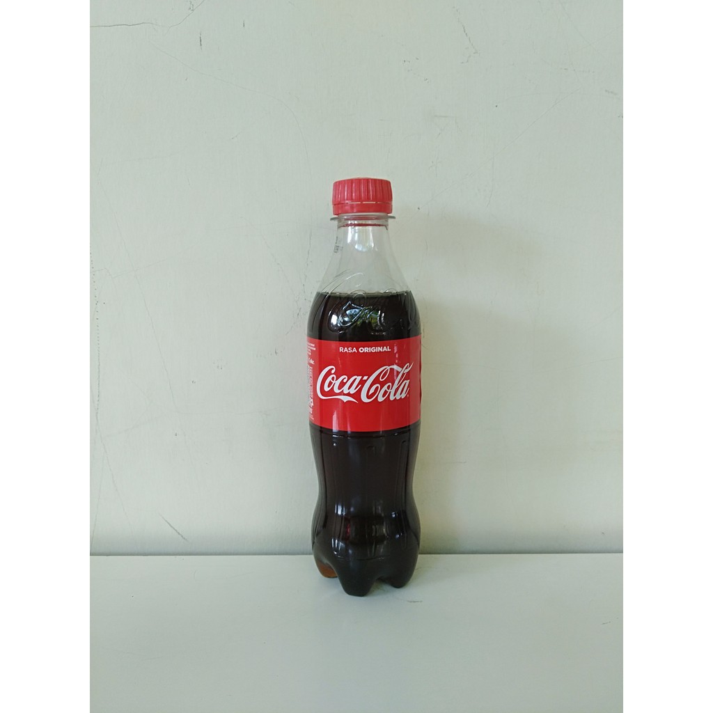 

Coca Cola Minuman Berkarbonasi 390 ml