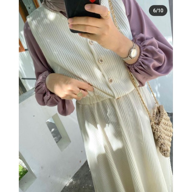 Candelia Blouse dan Cella Overall by Outfix