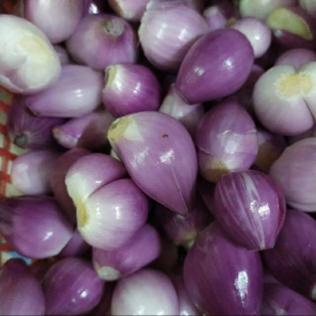 

Bawang merah kupas 500 gram