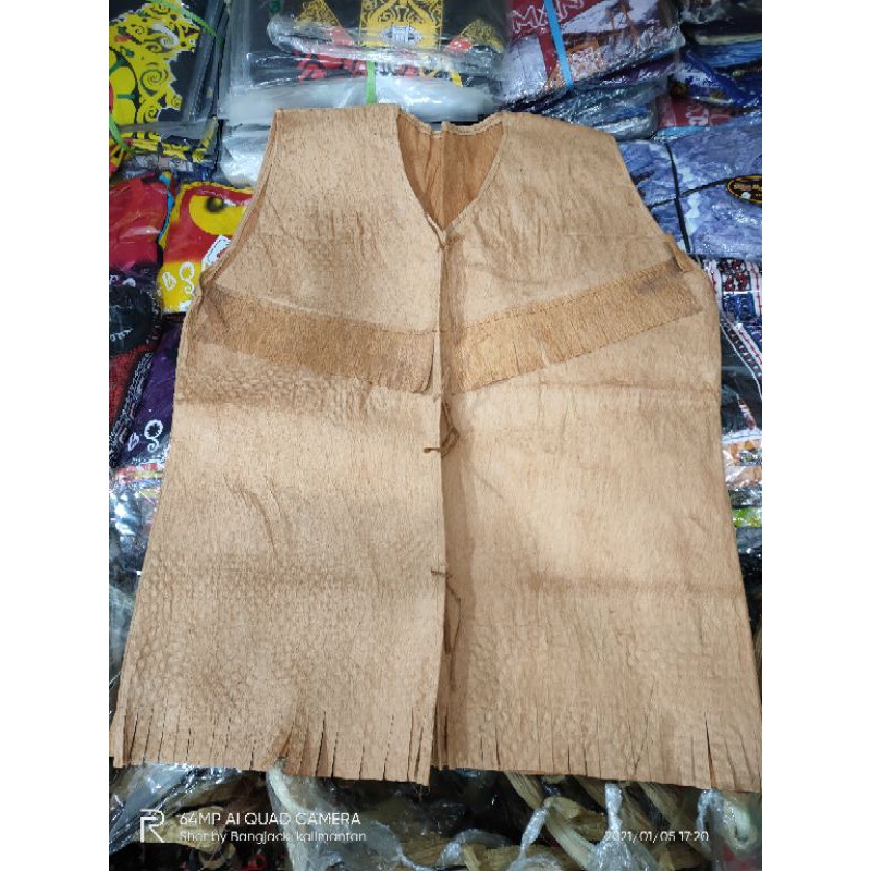 Baju kulit kayu rompi dari kulit kayu dayak kalimantan