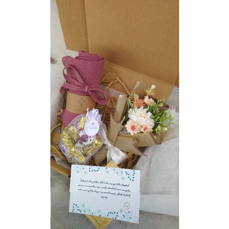 

hampers, gift box, kado ultah kado wisuda