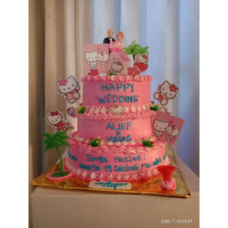 

kue pengantin hello kitty