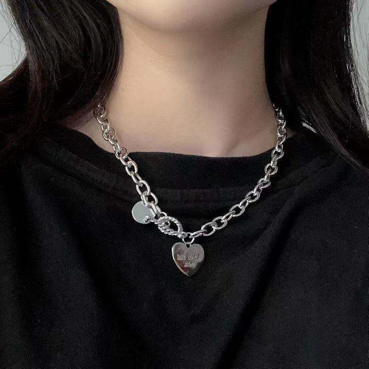 Kalung Rantai Tebal Bahan metal Gaya Punk Eropa Amerika hip hop Untuk Wanita