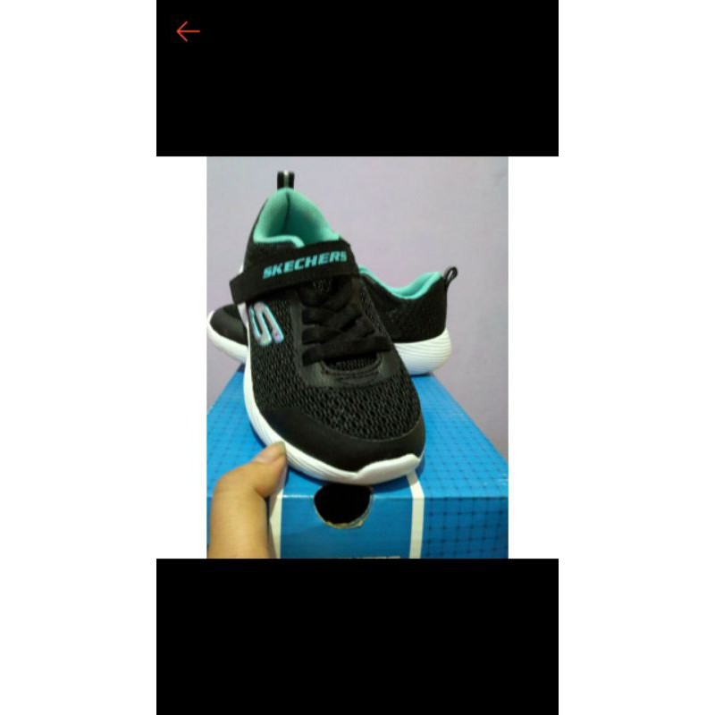 Skechers Sepatu anak ukuran 28