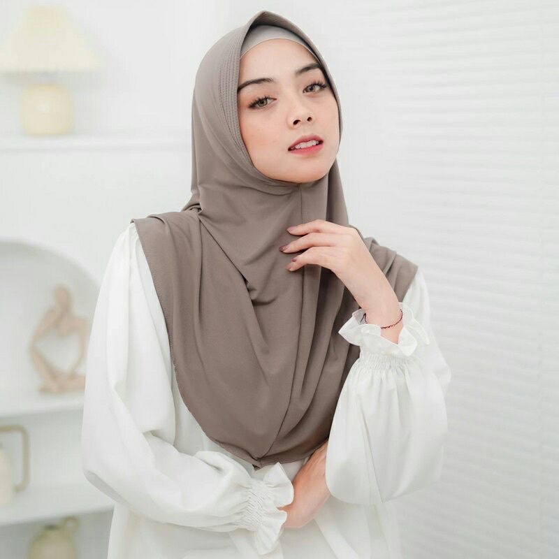 bergo sport nutup dada/jilbab instan bergo Hamidah