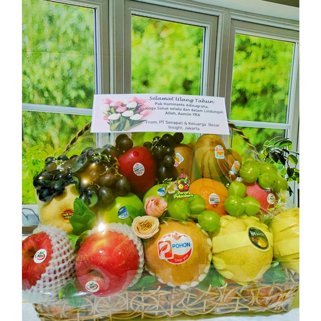

Birthday Hampers|Birthday Gifts|Parcel Buah-Business Partner