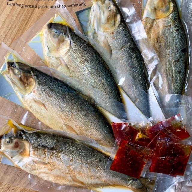 

Bandeng presto Premium kiloan isi 4 ekor/dos