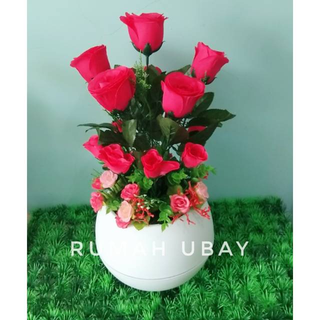 Bunga hias / bunga hias mawar kuncup pot bola