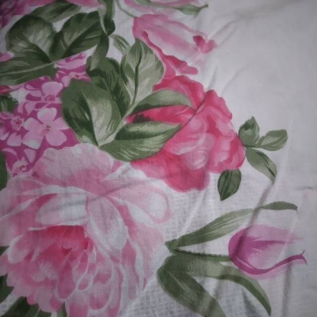 Preloved sprei 180x200