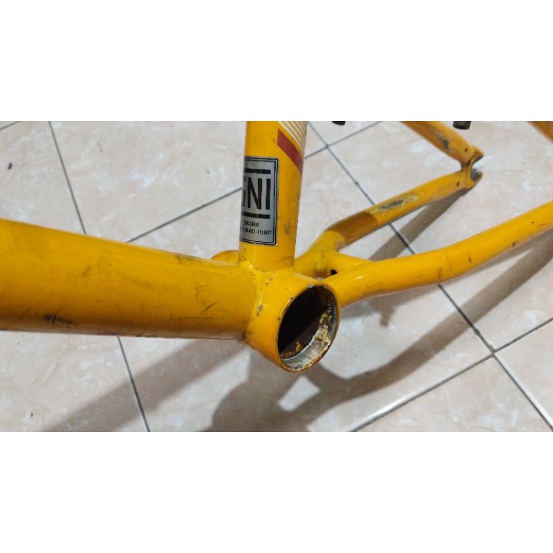 frame bmx united rev park