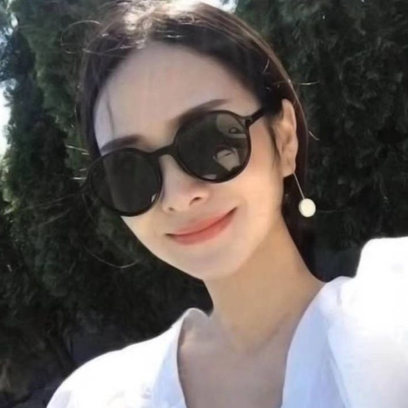 Kacamata Hitam BULAT Vintage dengan Frame Lensa Hitam Unisex/Kacamata Bulat Gaya Korea Pria dan Wanita Sunglasses UV Protection Kacamata Fashion Cewek Cowok