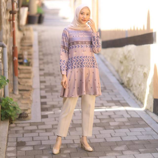 Carissa Tunik Heaven Lights